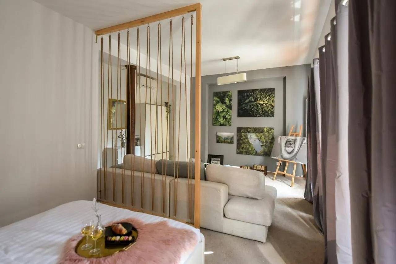 Best Location Old Town - New Studio Bucharest Apartment